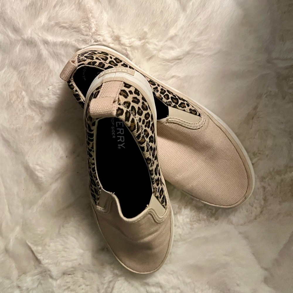 Sperry Crest Twin Gore Women’s Sneaker